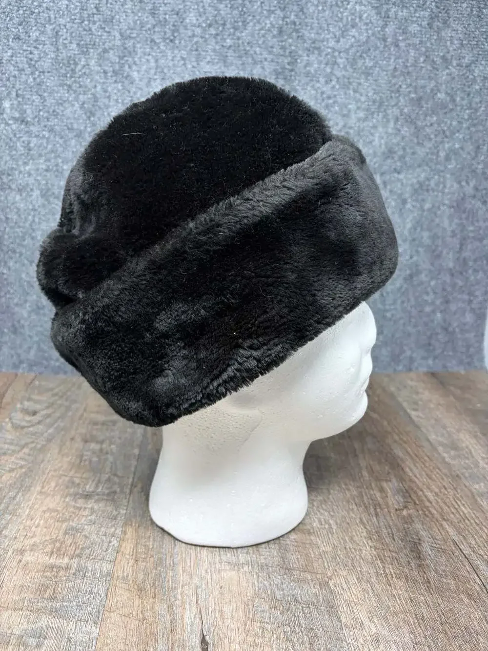 Vintage Faux Fur Cossack Style Winter Hat with Ear Flaps black gold satin lining - Picture 2 of 9